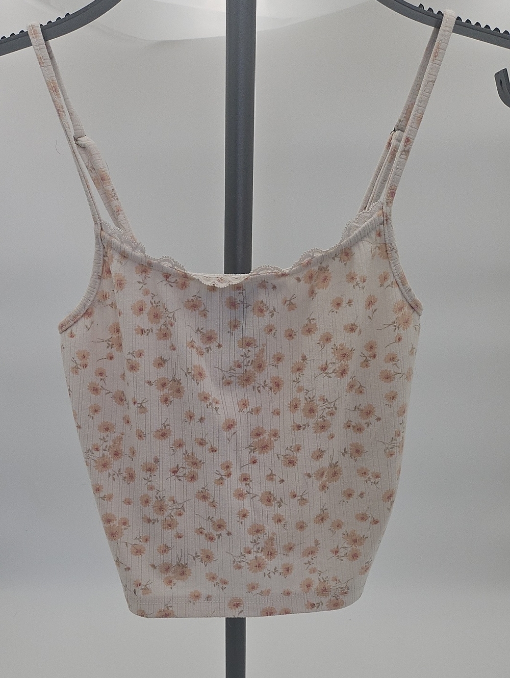 Forever 21 Peach Floral Ribbed Camisole